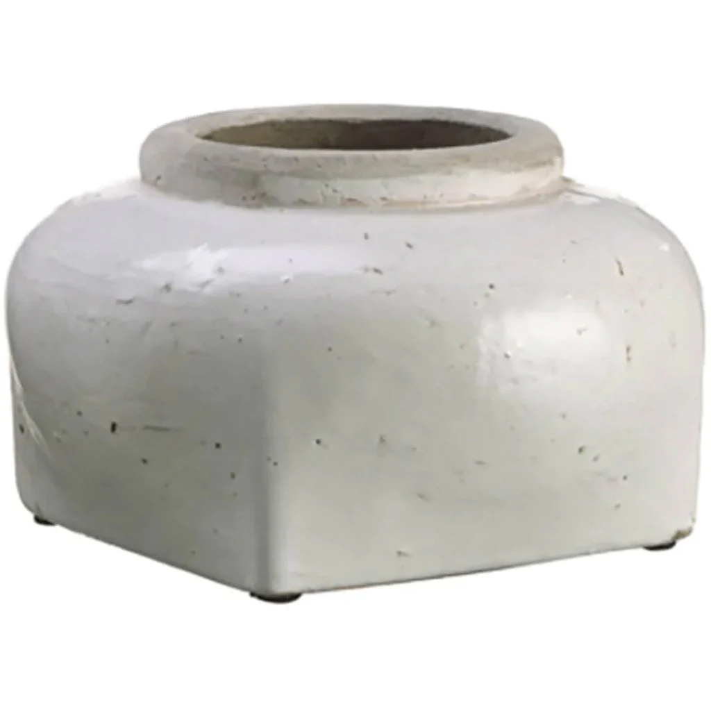 6.5inH x 11inD STONEWARE POT