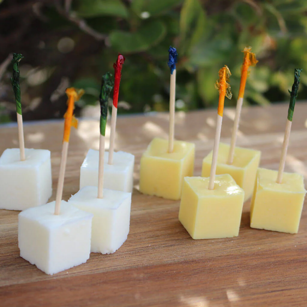 Mozzarella & Cheddar Cheese Cubes (Set Of 8)