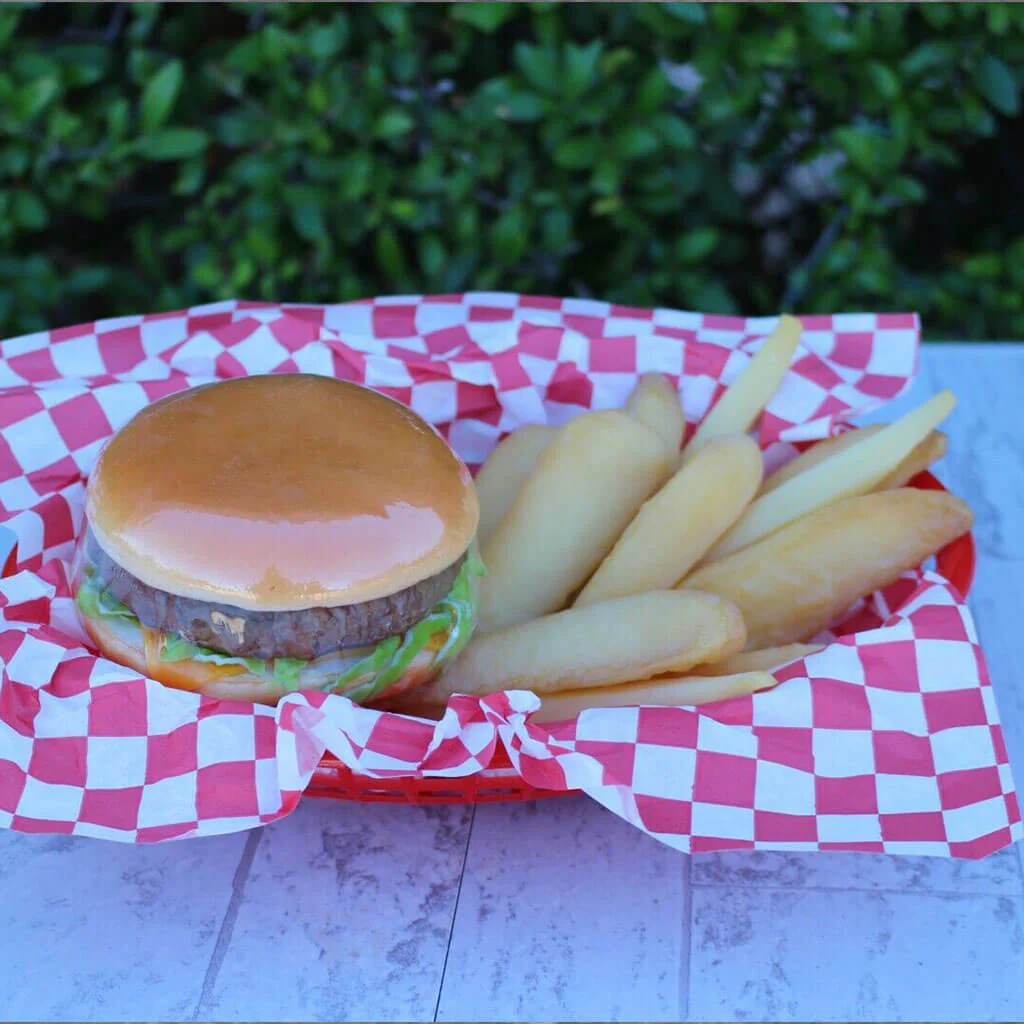 Hamburger & Fries Basket